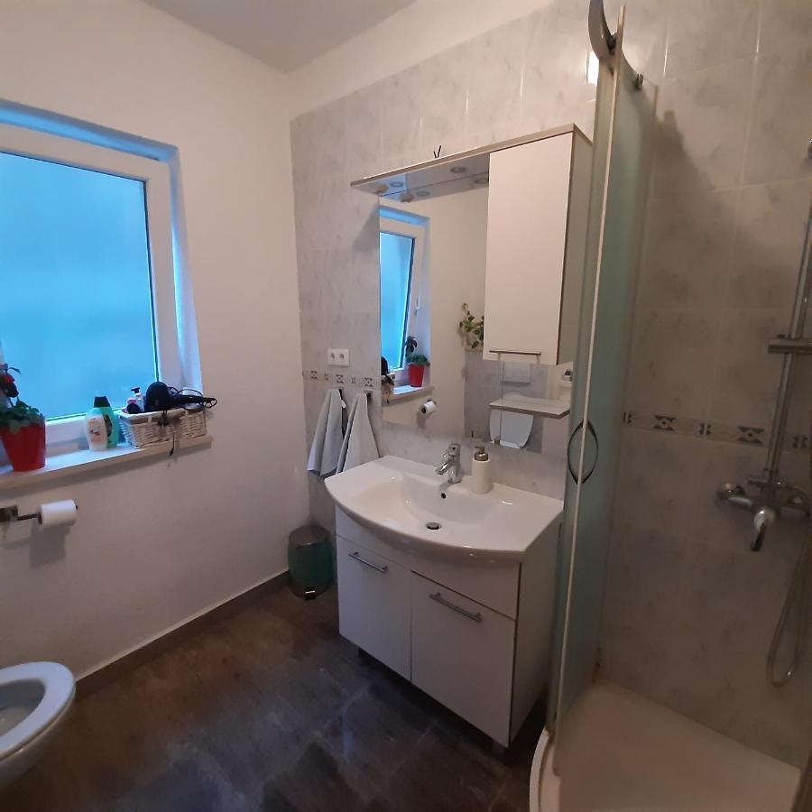 Apartman Nora أوميس المظهر الخارجي الصورة