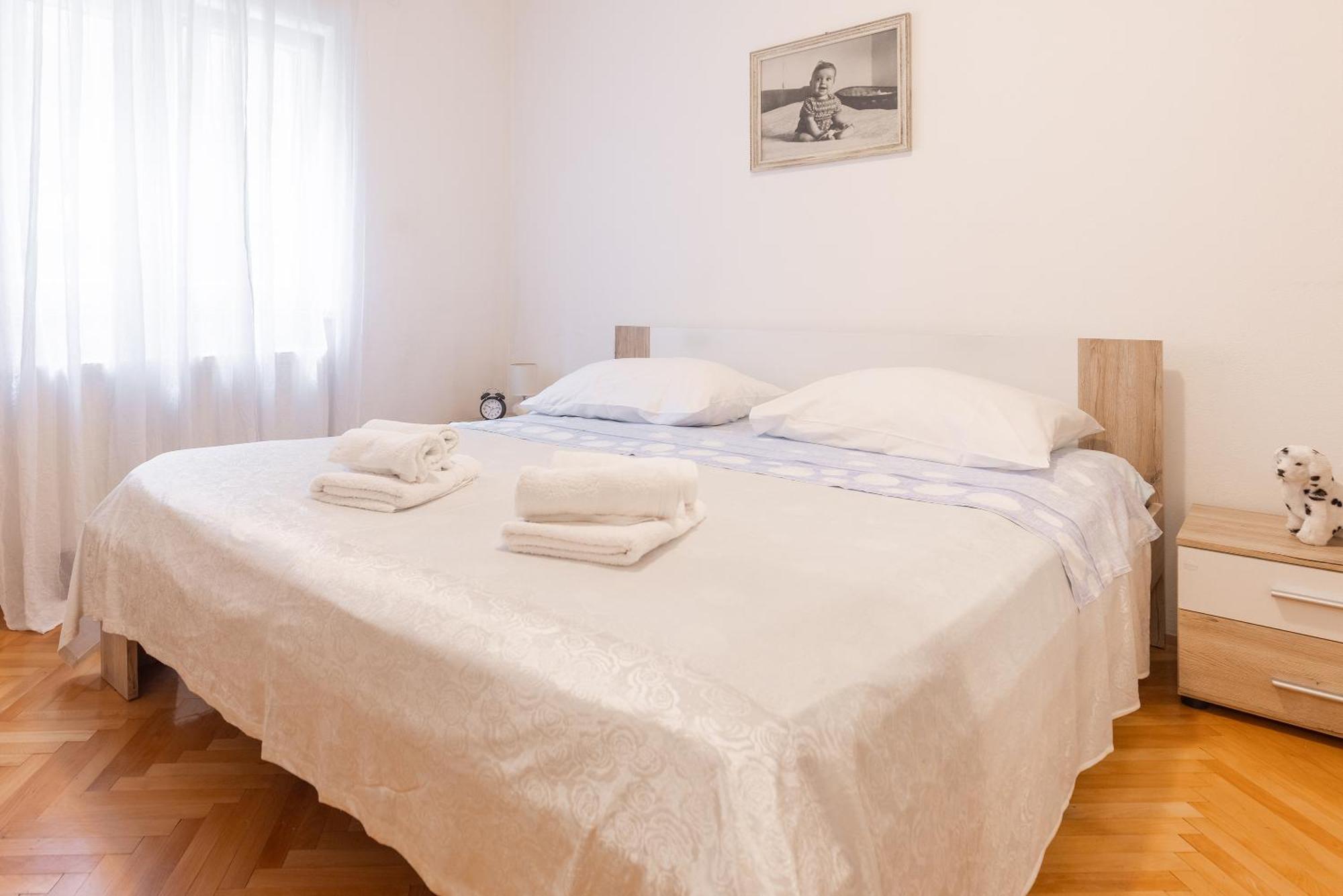 Apartman Nora أوميس المظهر الخارجي الصورة