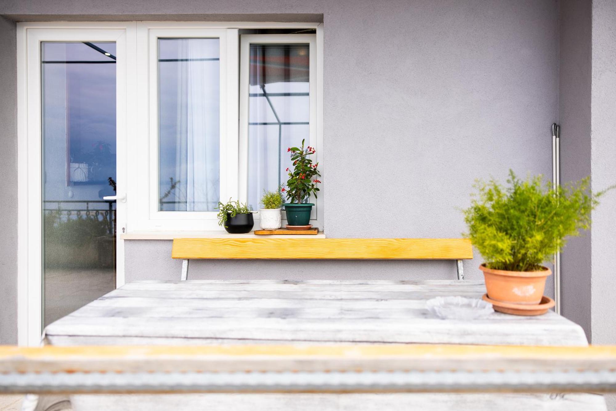 Apartman Nora أوميس المظهر الخارجي الصورة