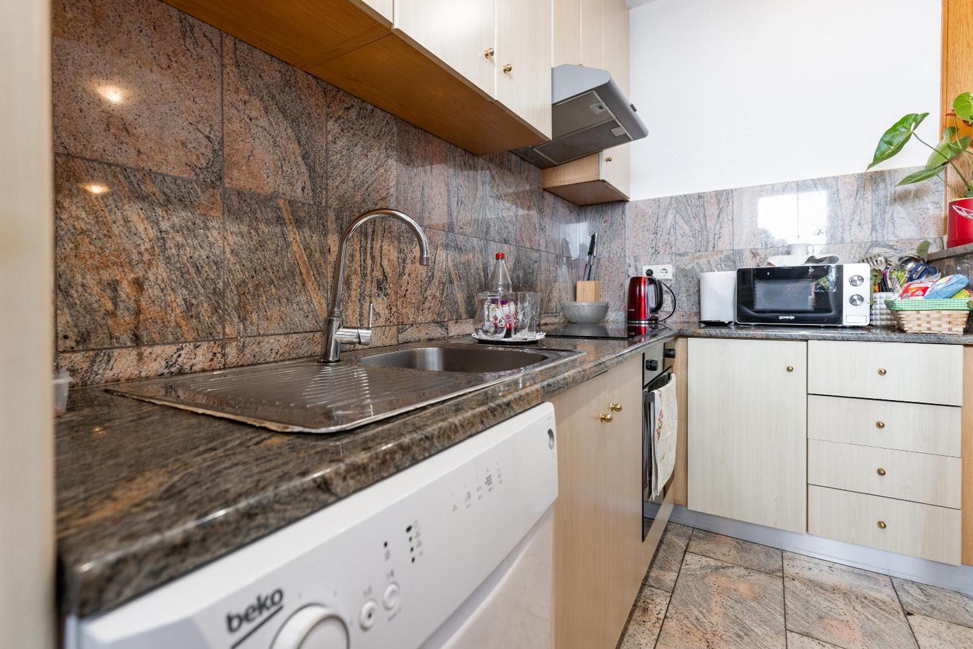 Apartman Nora أوميس المظهر الخارجي الصورة